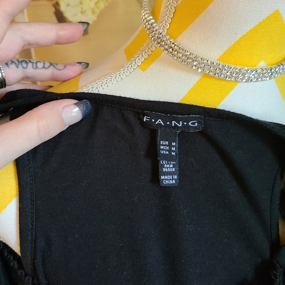 Fang tank top - Picture 7 of 8
